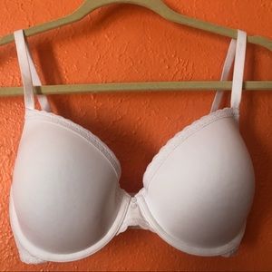 White Aerie Lightly Lined Underwire Bra 32DDD